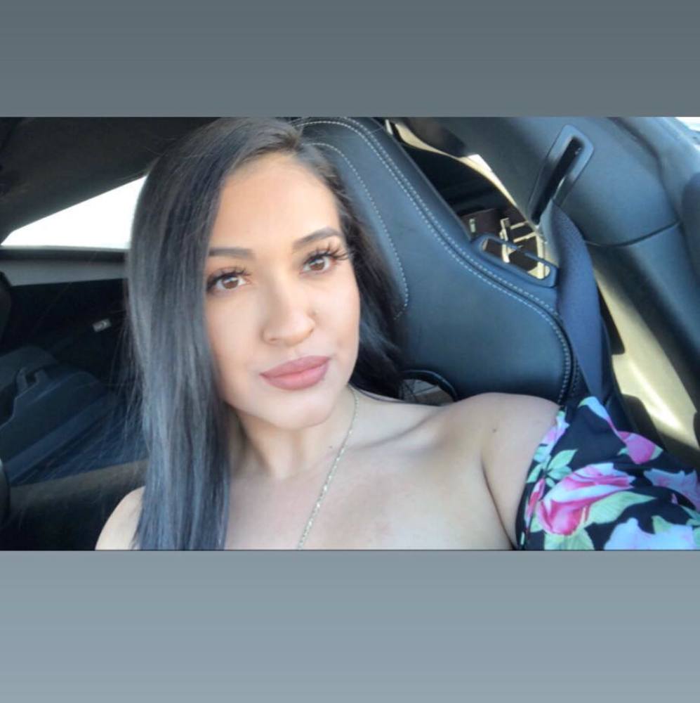 Meet your Posher, Samantha